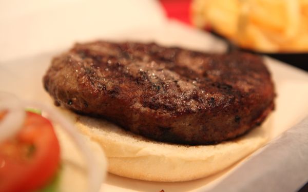 El ingrediente que hace de las hamburguesas un alimento m&aacute;s sano