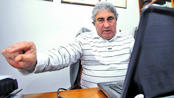 Una empresa de celulares debe entregar un 0 km por "publicidad enga&ntilde;osa"