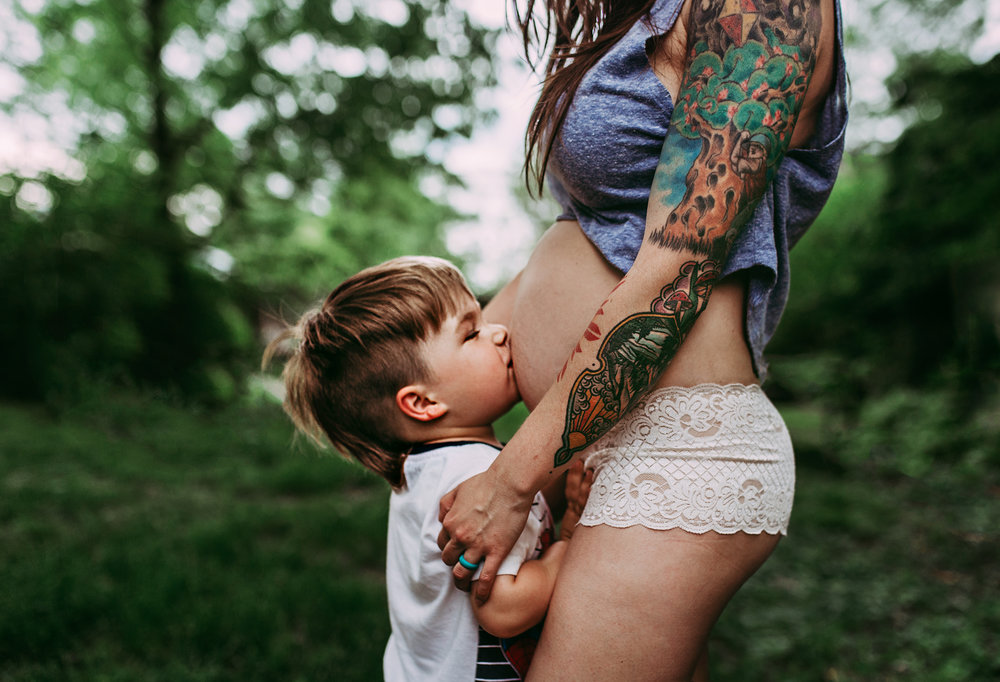Respuesta de una madre sobre las estr&iacute;as en su vientre tras embarazo que se volvi&oacute; viral