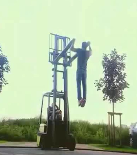 Las flexiones de brazos m&aacute;s extremas del mundo