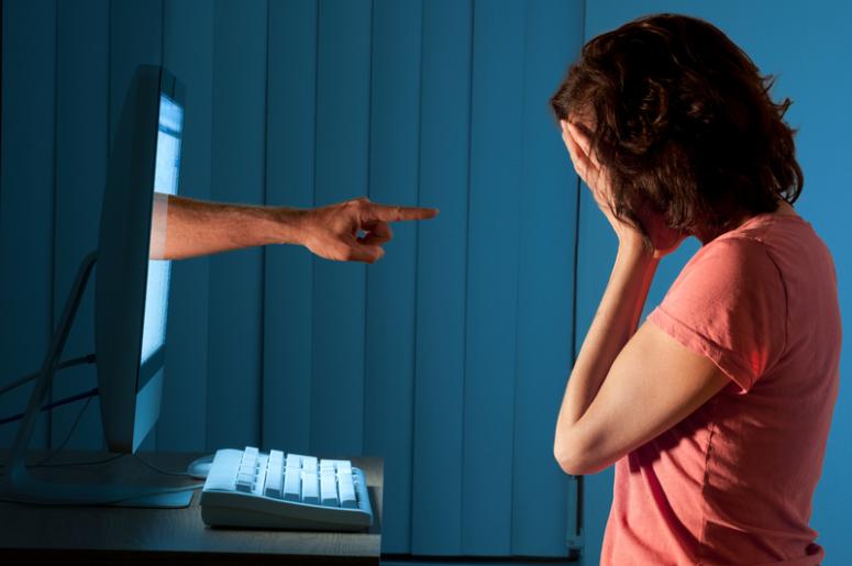 &iquest;Qu&eacute; pasar&iacute;a si el bully virtual fuera enfrentado en la vida real? 