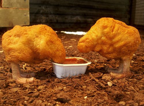 &iquest;Qu&eacute; hay de verdad dentro de los 'nuggets'?; todo cambia a ojos de un microscopio