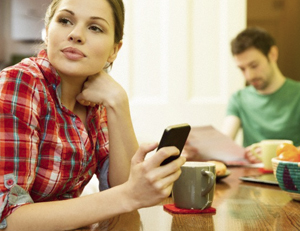 &iquest;QU&Eacute; ES EL 'PHUBBING'?
