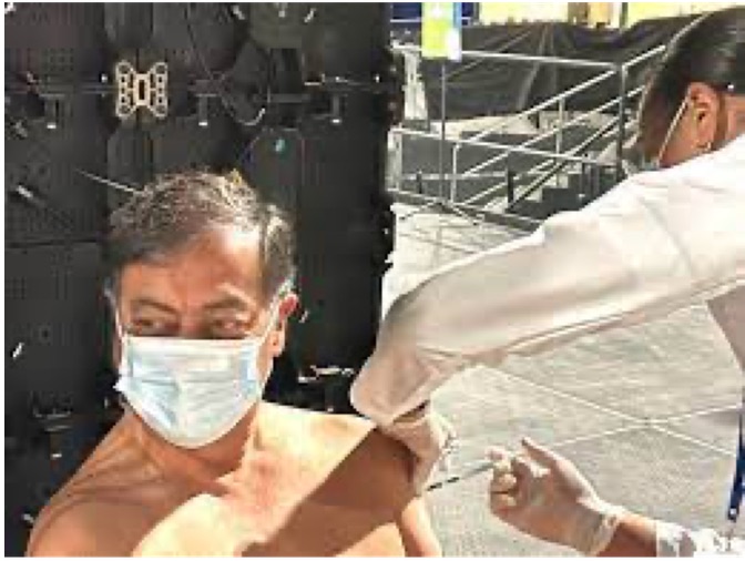 En materia sanitaria un gobierno de Petro ser&iacute;a igual al de Duque: Arruinar&iacute;a salud y econom&iacute;a