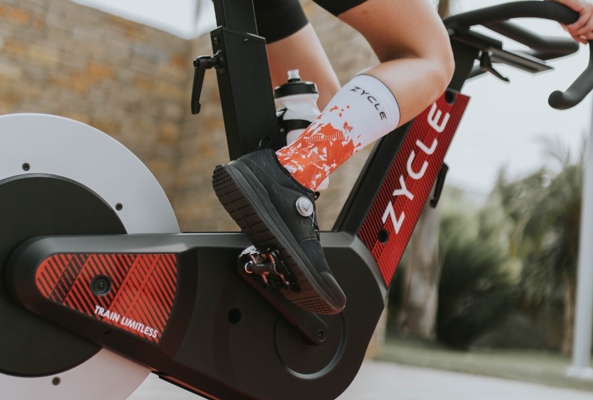 ZYCLE redefine el ciclismo indoor con precisi&oacute;n profesional y tecnolog&iacute;a avanzada