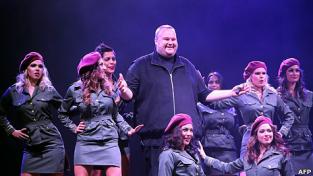 El creador de Megaupload, detenido y acusado, toma revancha con su nueva creaci&oacute;n: MEGA