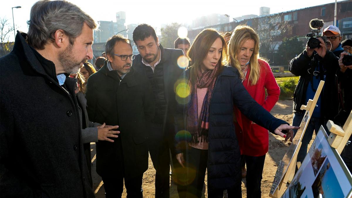 Diego Valenzuela, acorralado por la inseguridad y denuncias de discrecionalidad en las contratacione