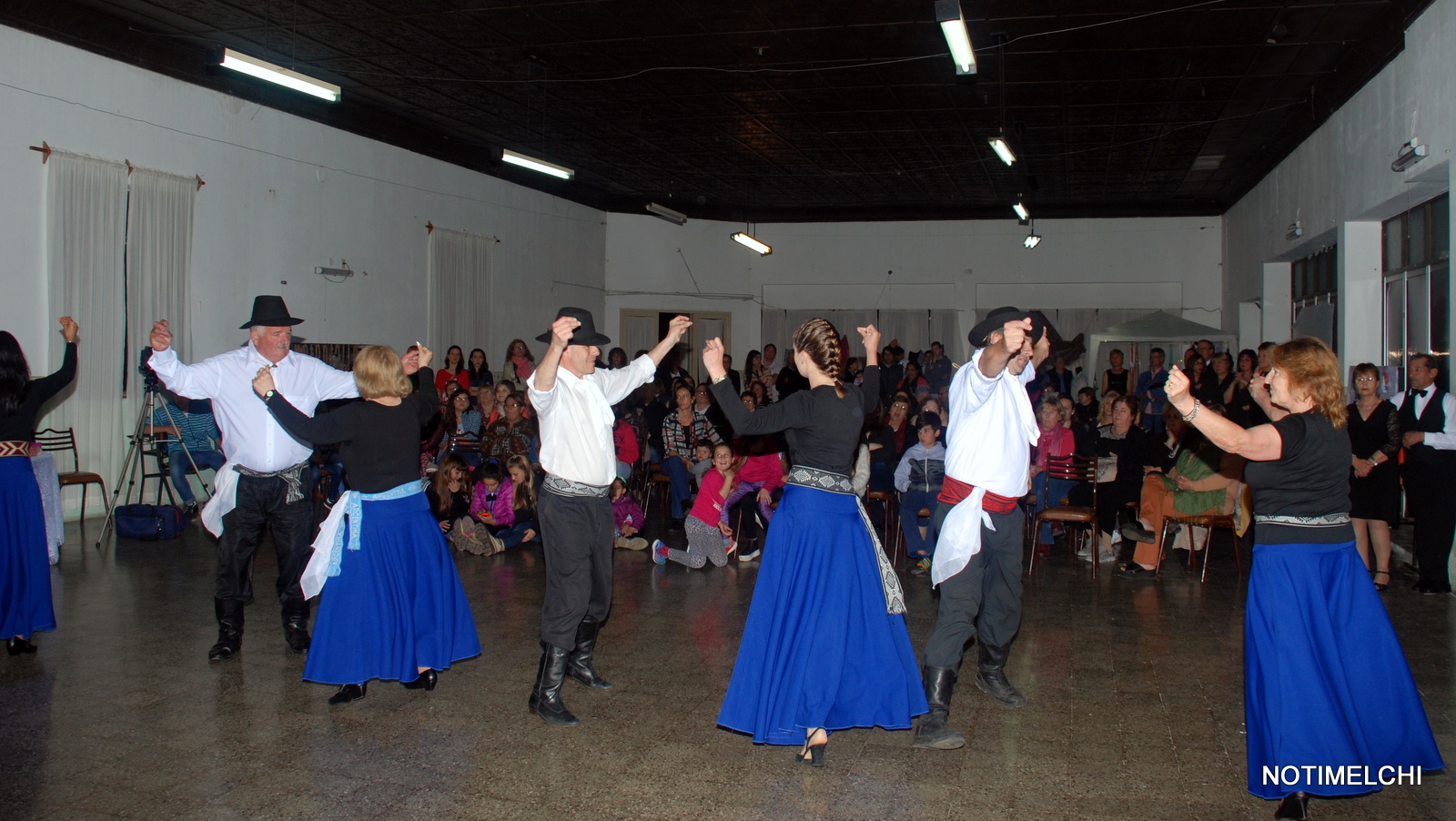 FOLCLORE A TODA EXPRESION "EL FORTIN "