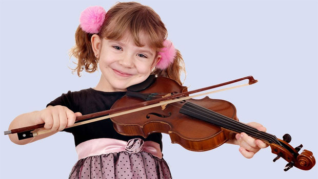  Para que el ni&ntilde;o sea listo, mejor un instrumento musical que la tablet