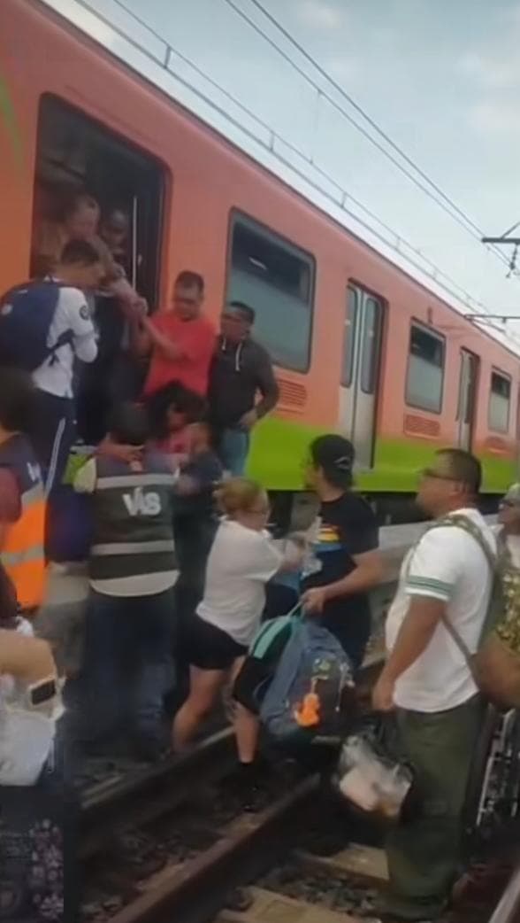 Metro de ciudad de M&eacute;xico no puede seguir operando bajo la l&oacute;gica de improvisaci&oacute;n ni del silencio