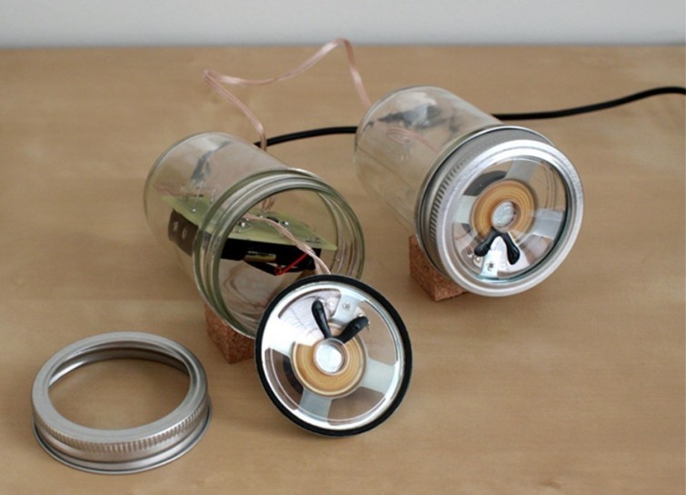  C&oacute;mo hacer altavoces con frascos de vidrio