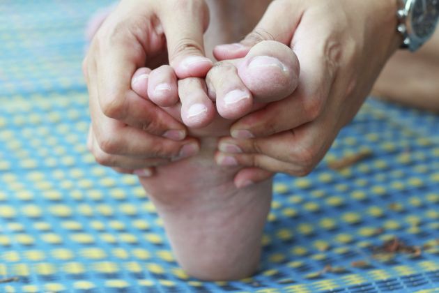 &iquest;Por qu&eacute; duele tanto golpearse el dedo del pie?