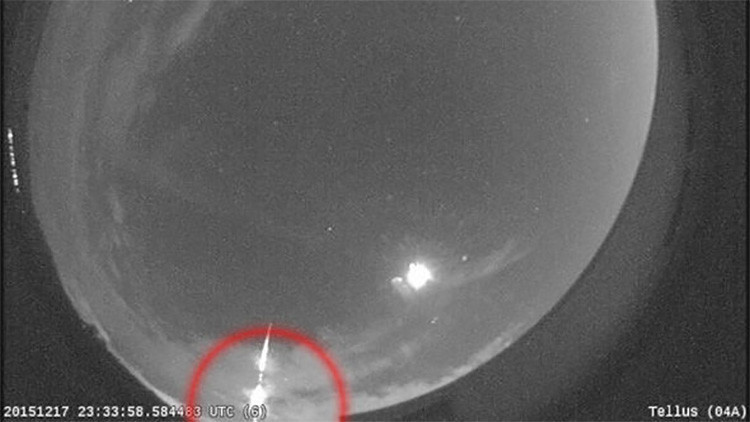  Video de la NASA muestra 'una bola de fuego' llegando a la Tierra a gran velocidad: