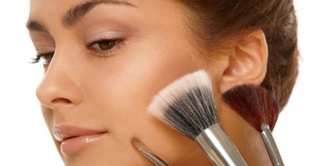&iquest;Qu&eacute; le pasa a tu cuerpo cuando dejas de usar cosm&eacute;ticos?