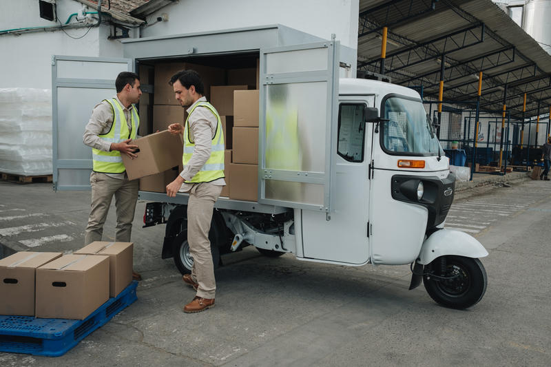 Con m&aacute;s de 16.000 nuevos registros en 2024, los motocarros consolidan su crecimiento en Colombia