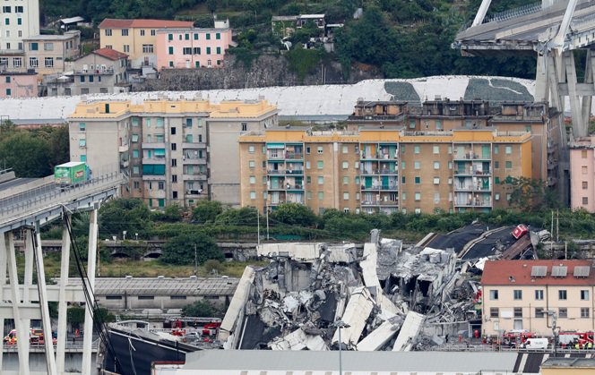 M&aacute;s de treinta personas han fallecido tras el derrumbe de un puente en G&eacute;nova, Italia