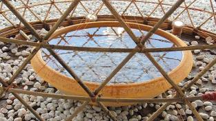 "Warkawater" ; Estructura de bamb&uacute; y nylon capaz de recolectar agua a partir de la humedad del aire