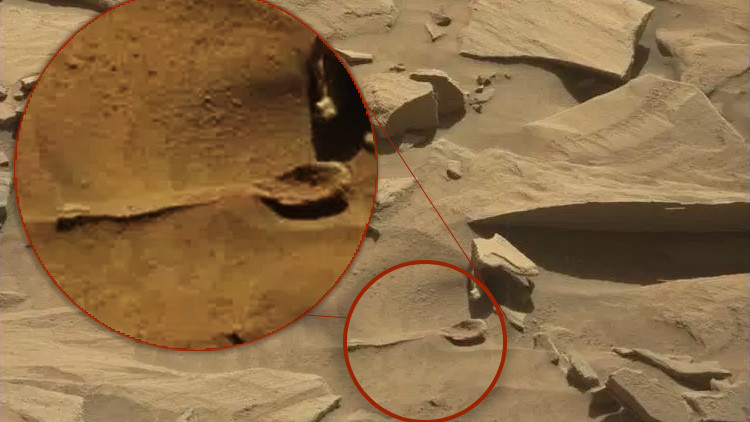 Cazadores de ovnis detectan un 'utensilio cotidiano' en Marte en unas fotos de la NASA: