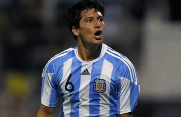 Burdisso, el m&aacute;s codiciado.
