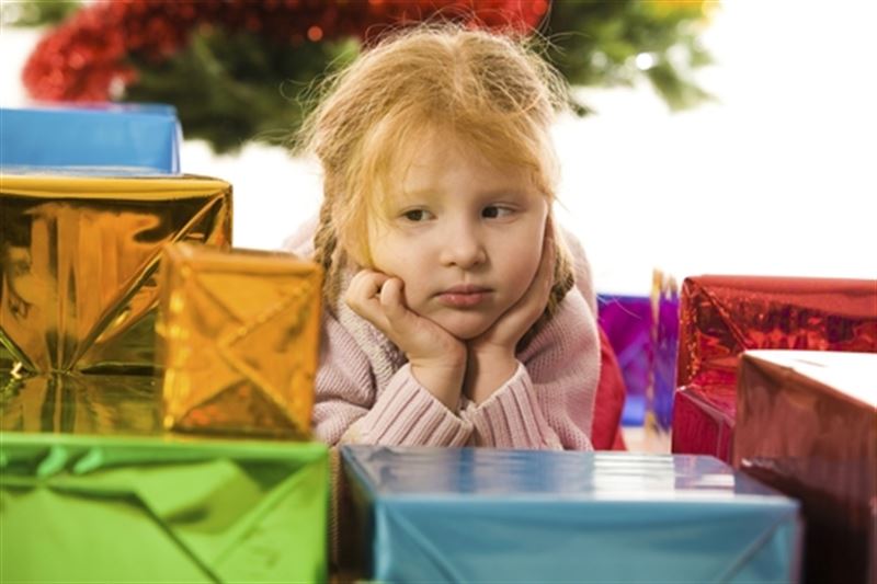 Los efectos del exceso de regalos en los ni&ntilde;os