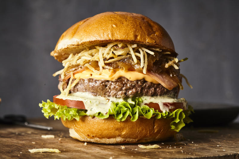 Comida r&aacute;pida con carne de b&uacute;falo, la ingeniosa propuesta de emprendedores colombianos