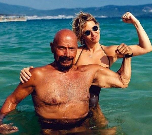Lo bien que se conserva este hombre de 95 a&ntilde;os de edad gracias al yoga