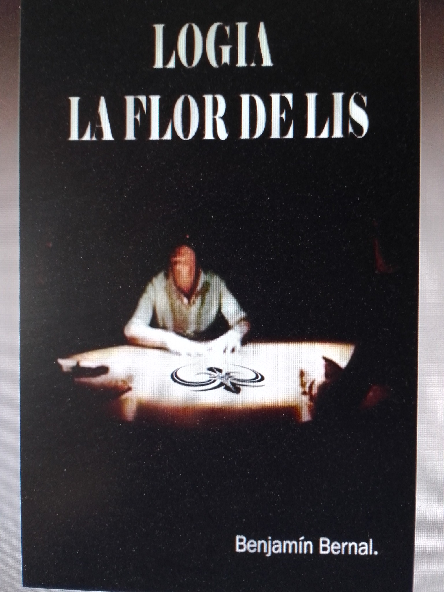 La flor de liz, novela negra de Benjamin Bernal, c&oacute;mo comprarla