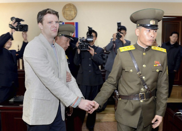 Estudiante estadounidense liberado por Corea del Norte falleci&oacute;