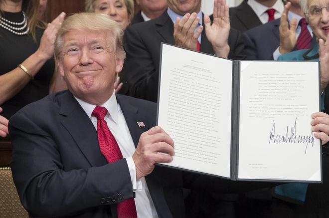 Donald Trump takes the first steps to end the Obamacare