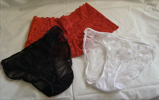 &iquest;Cambiando tanga por calzon?