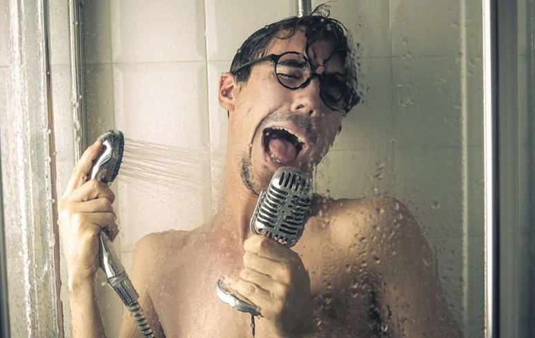 &iquest;Te gusta cantar en la ducha? &iexcl;Estas son las mejores canciones para cantar mientras te ba&ntilde;as!