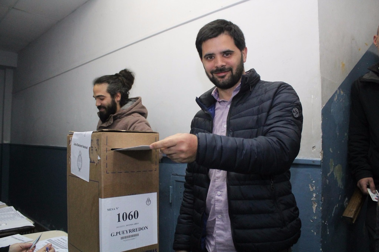 "Miles de marplatenses van a votar distinto para vivir mejor"
