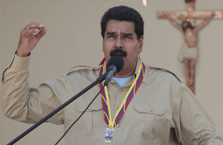 Anuncia independencia en las redes sociales