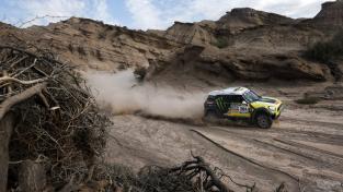 Un piquete complic&oacute; a los participantes del Rally Dakar en Tucum&aacute;n (Argentina)