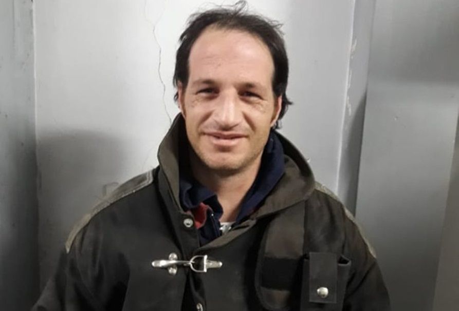 Bombero de Las Flores le salv&oacute; la vida a un hombre al aplicarle RCP