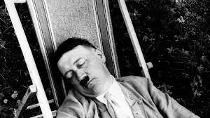 se encuentra cad&aacute;ver de adolf hitler en colombia 