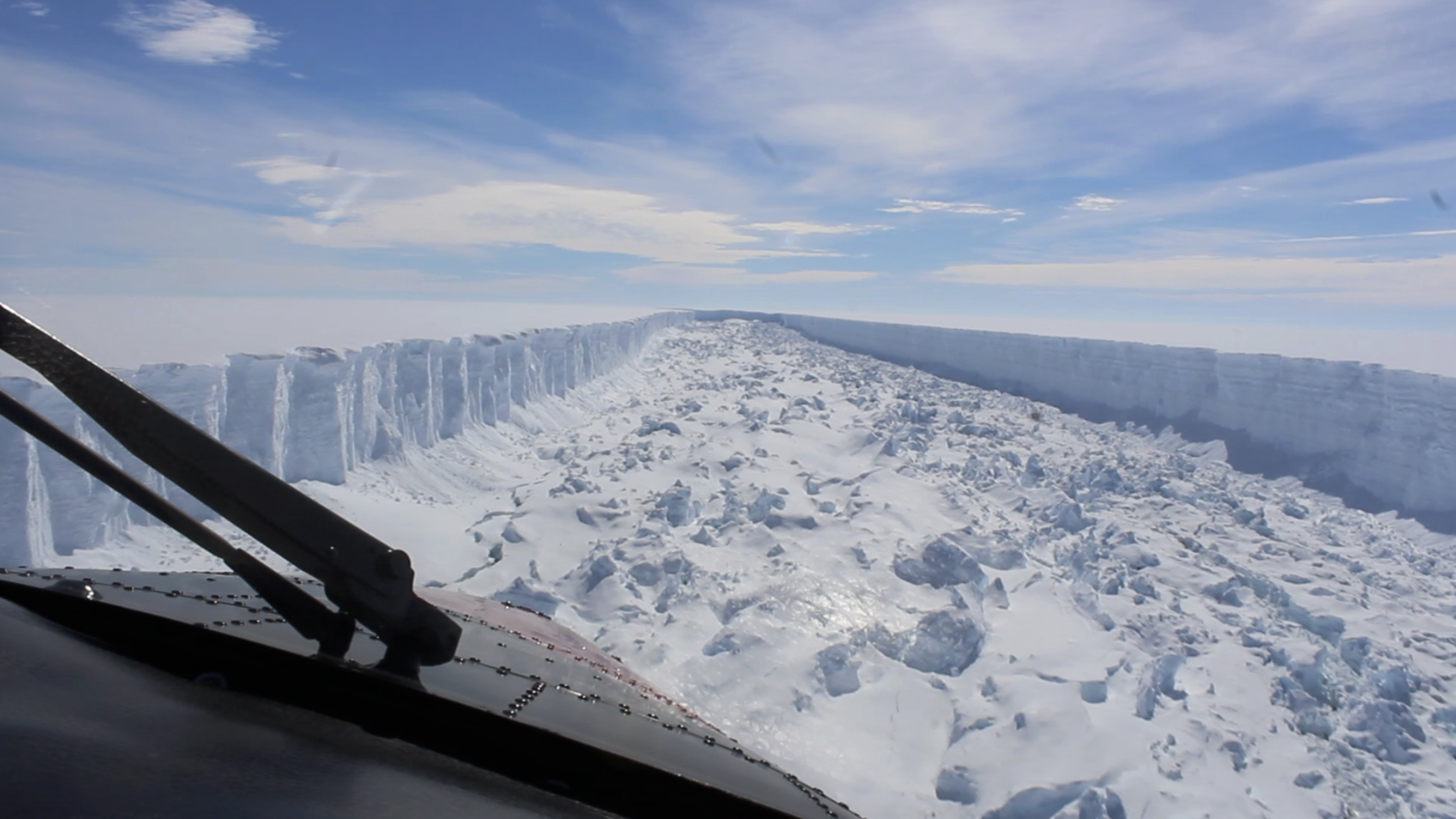 Un iceberg en el que cabr&iacute;an 20 ciudades de Buenos Aires podr&iacute;a desprenderse en la Ant&aacute;rtida