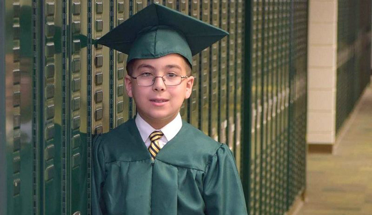 Ni&ntilde;o de 11 a&ntilde;os podr&iacute;a demostrar que teor&iacute;as de Stephen Hawking son err&oacute;neas y que Dios existe