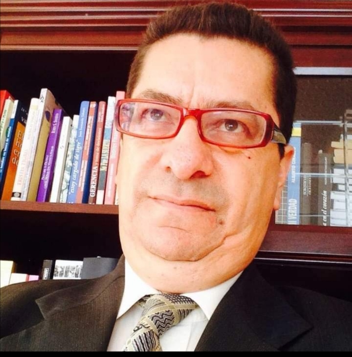 Luis Fernando Mutis Pab&oacute;n asume nuevo reto como Contralor Municipal. 