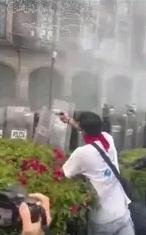 Polic&iacute;as denuncian amenazas internas ante convocatoria a protestar por disturbios de 2 de octubre