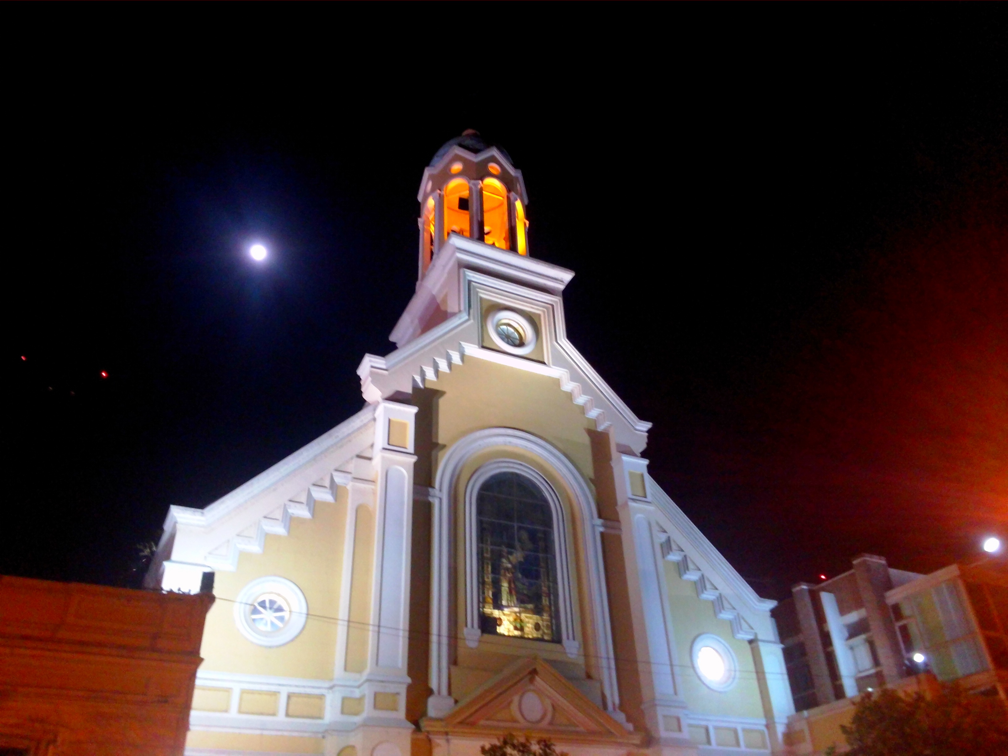 Primera Misa del Padre Miguel Alderete Garrido en la Parroquia del Corazon de Maria