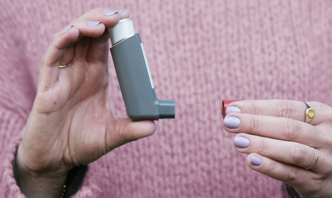 &iquest;El inhalador no le hace efecto? El error com&uacute;n que impide que el remedio llegue a los pulmones