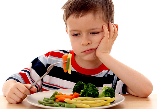 10 consejos para que tus hijos ya no se peleen con la comida