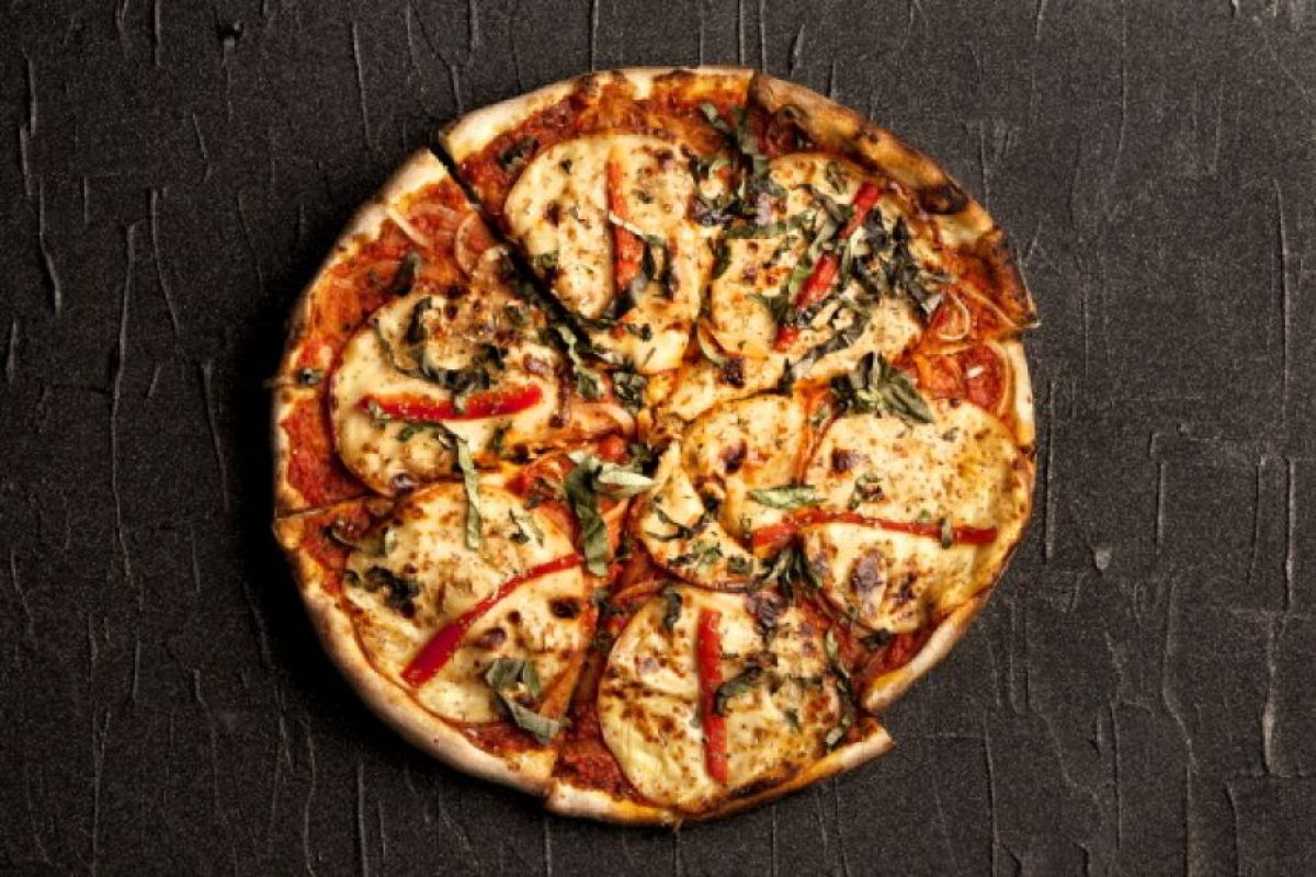 Pizza diet with which a chef claims to have lost 100 pounds