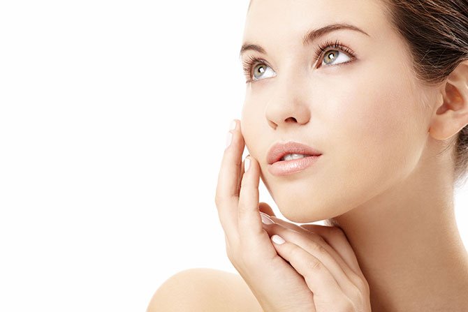 Extra&ntilde;os pero &uacute;tiles. Mira estos trucos de belleza