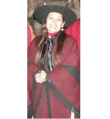 LA MUJER SOLIDARIA EN CABALGANDO POR EL PA&Iacute;S