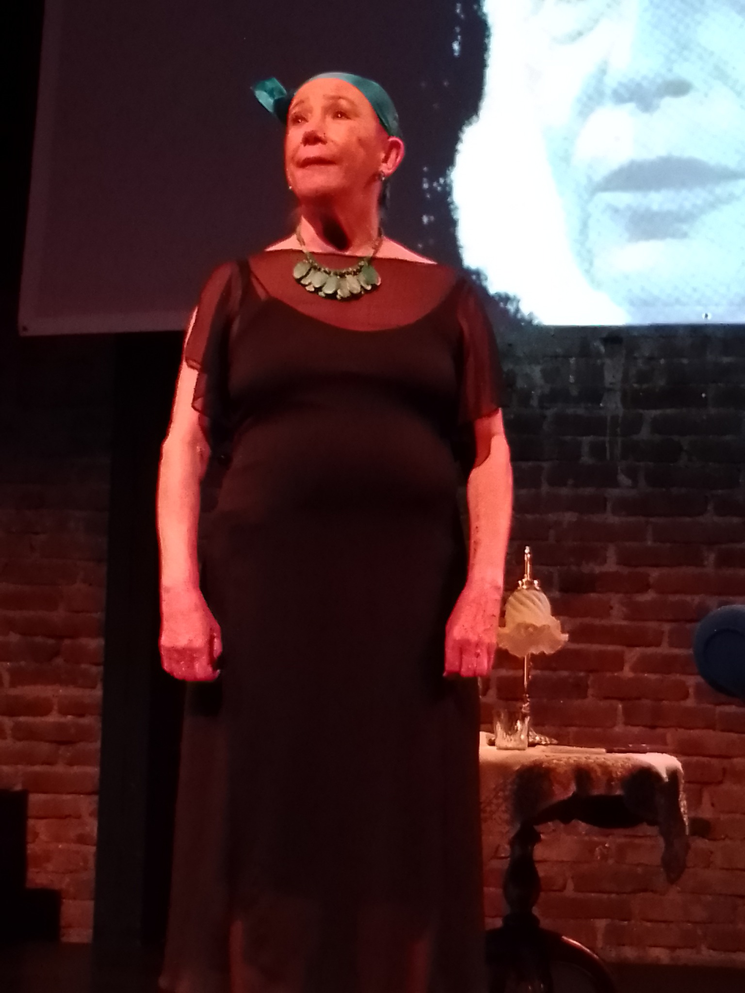  Teatrikando &iquest;De verdad cree que la muerte es muy dulce, Madame Beauvoir? En el C&iacute;rculo teatral