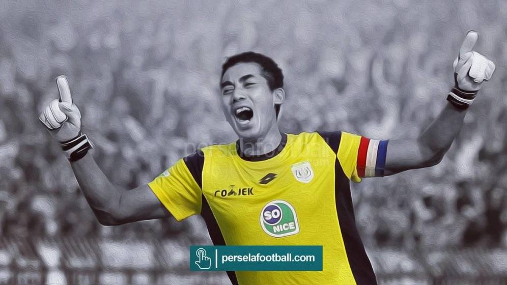 Futbolista en Indonesia muere tras chocar con un compa&ntilde;ero en pleno partido