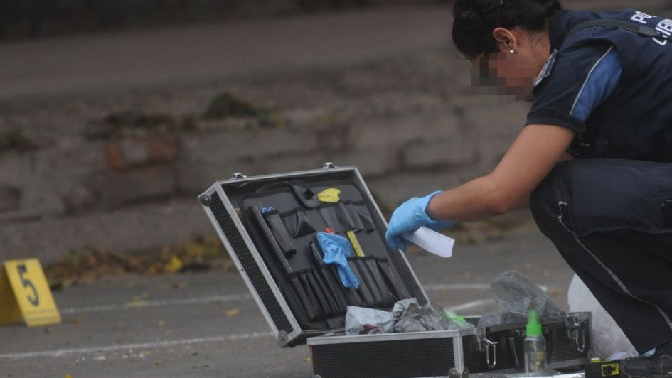 Atropell&oacute;, mat&oacute; a un adolescente y huy&oacute;: familiares de la v&iacute;ctima balearon a su esposa