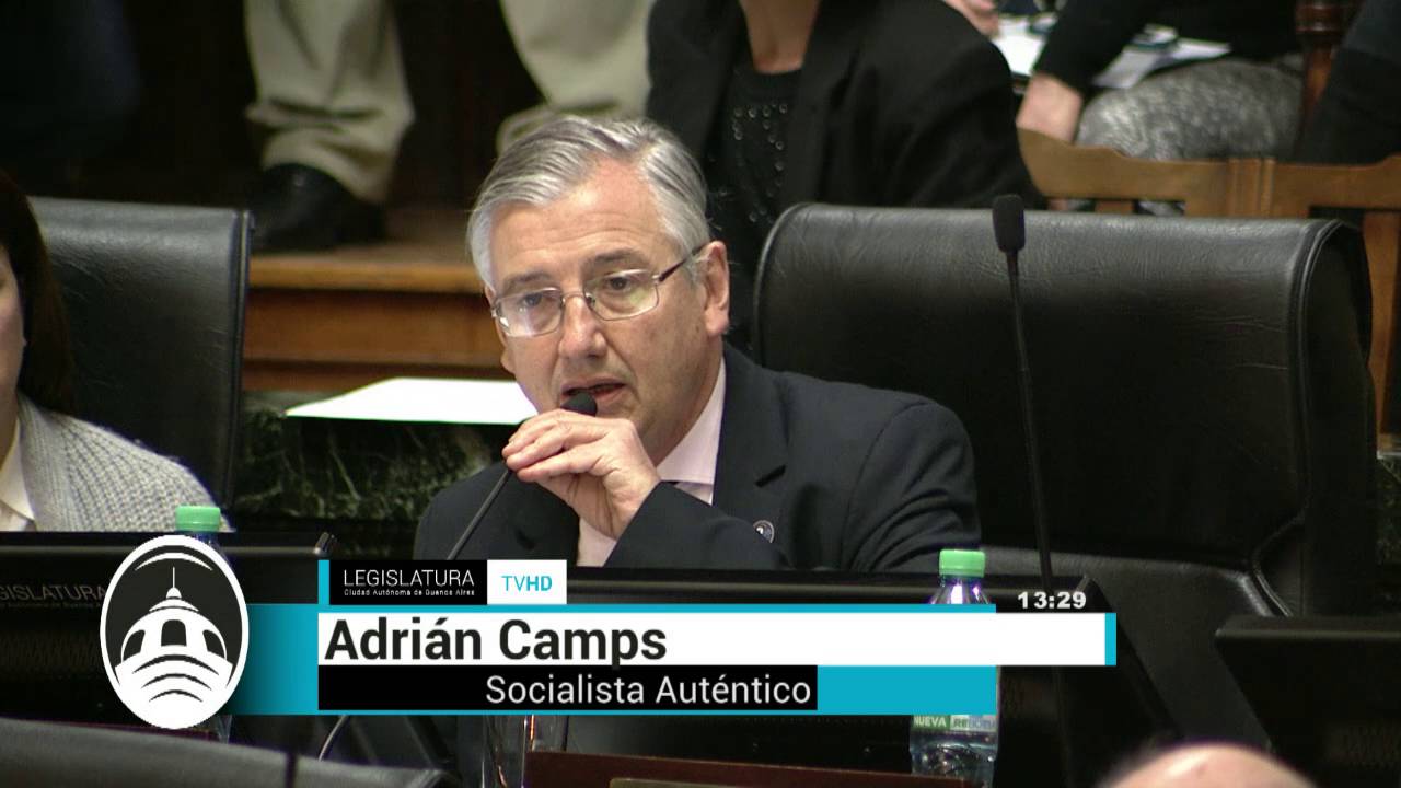 Adri&aacute;n Camps: "El proyecto es ilegal y va en contra de la voluntad de los vecinos"